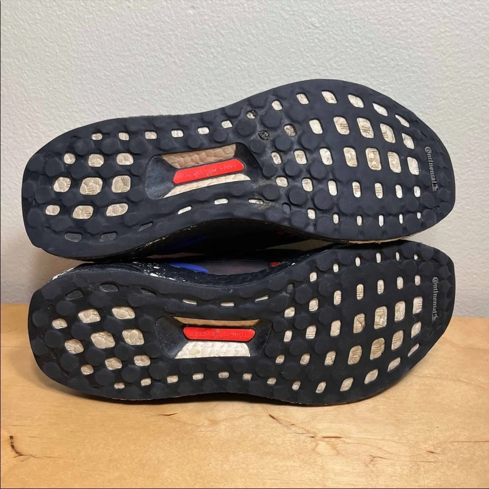Adidas UltraBoost DNA - Picture 7 of 10